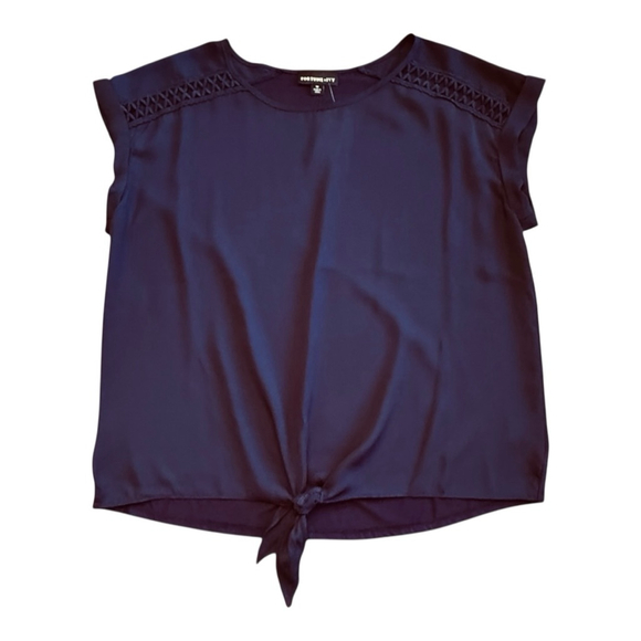 NWT Women's FORTUNE + IVY Navy Blouse with Crochet Detail and Tie Front, Size M - Picture 7 of 11